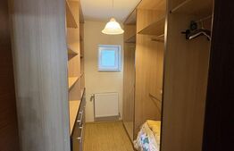 Casa 4 camere, 213mp, curte, zona Dambul Rotund 
