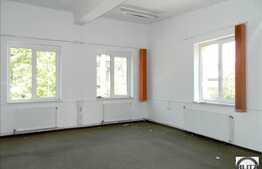 300 mp in zona Pietei 1 Mai! Imobil recent renovat!