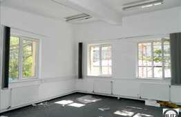 300 mp in zona Pietei 1 Mai! Imobil recent renovat!