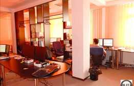 Spatiu de birou cu 150 mp, finisaje moderne, locuri de parcare incluse