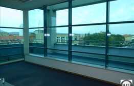 75 mp in locatie de top a orasului!