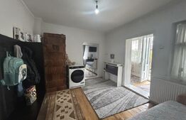 Casa de vanzare, 80 mp, zona Nicula 
