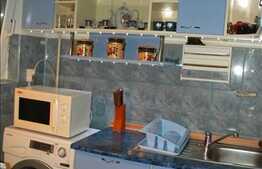 28 mp cu balcon inchis!