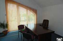 Spatiu de birouri 200 mp cu 4 locuri de parcare