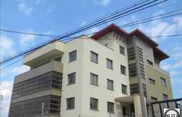 190 MP de Spatiu de Birouri in Cladire Ultramoderna Si Bine Executata !!!