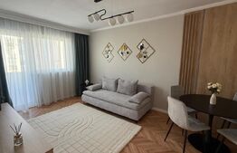Apartament ultrafinisat, 2 camere decomandate , panorama , zona Primaverii 