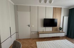 Apartament ultrafinisat, 2 camere decomandate , panorama , zona Primaverii 