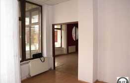 Spatiu de birouri in zona pietei Cipariu.