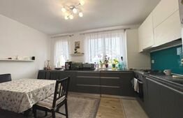 Apartament decomandat, 2 camere, 58mp, balcon, renovat, zona Teilor