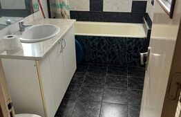 Apartament 3 camere, 70 mp, zona Tractorul