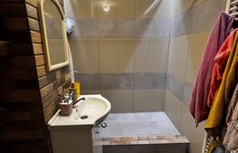 Apartament 2 camere, decomandat, zona Blocuri