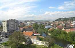 Spatiu la 5 minute de P-ta Mihai Viteazu.