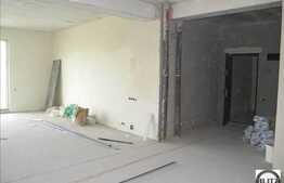 Spatiu la 5 minute de P-ta Mihai Viteazu.