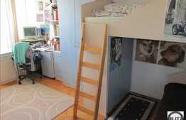 In zona Hotel Royal, 63 mp utili, 3 camere, 2 balcoane, 2 bai, 2 locuri parcare