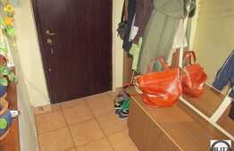 In zona Hotel Royal, 63 mp utili, 3 camere, 2 balcoane, 2 bai, 2 locuri parcare