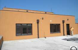 150 mp in cladire moderna, recent renovata.