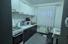 Apartament 3 camere, 60 mp, zona Blocuri 