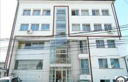 Oferta spatiu de birou cu 168 mp in cladire de birouri