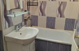 Apartament de inchiriat cu 3 camere, 46 mp, zona Piata Flora