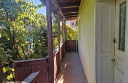 Casa batraneasca, cu gaz, teren de 1.000 mp in Berchiesu, comuna Frata
