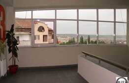 150 mp. Spatiu de birouri in cladire de birouri Clasa B. Zona cu ACCES USOR !!