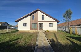 Casa deosebita Tarlungeni-cartier lux-teren 750 m-4 camere 