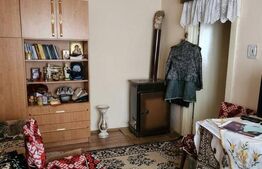 Casa 3 camere,curte si gradina