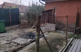 Casa 2 camere,curte si gradina