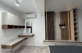 Apartament 3 camere, 78 mp, zona Vivo 
