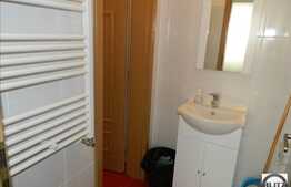 Cladire Nou Construita. Functionalitate: ( BIROURI , CLINICA, PENSIUNE, CAMIN )