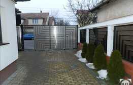 Spatiu de birouri, 2 proprietati, 450 mp, imobil nou, 4 parcari, zona linistita!