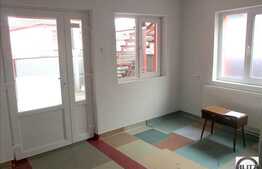 Zona Campului, 90 mp spatiu de inchiriat, 2 locuri de parcare incluse!