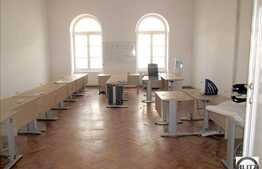 Spatiu de birouri, zona strazii 21 Decembrie. Terasa 10 mp si 1 loc de parcare!