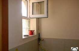 De vanzare 1 camera, 25 mp utili, zona Spitalul Stanca. Boxa si loc de parcare!