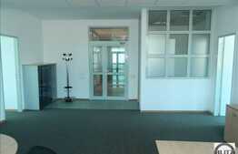 Spatiu pentru birou, 98 mp cu terasa 10 mp si loc parcare, cheltuieli incluse