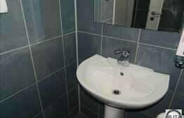 Spatiu pentru birou, 98 mp cu terasa 10 mp si loc parcare, cheltuieli incluse