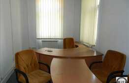 Spatiu de birouri, 330 mp, D+P+M, cu 60 mp curte interioara