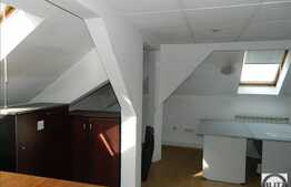 Spatiu de birouri, 330 mp, D+P+M, cu 60 mp curte interioara