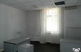 Spatiu de birouri, 330 mp, D+P+M, cu 60 mp curte interioara