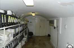 Spatiu de birouri, 330 mp, D+P+M, cu 60 mp curte interioara