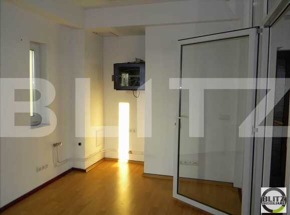 Spațiu birouri de închiriat Central - 21030SIB | BLITZ Cluj-Napoca | Poza9