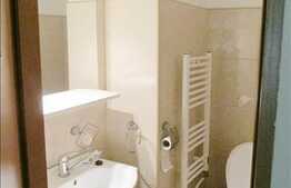 Spatiu birouri situat central, 35 mp, finisat, curte interioara, loc de parcare!