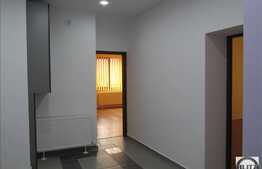 Spatiu superfinisat, zona centrala, 100 mp, potrivit pentru activitati de birou!