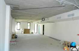 Spatiu finisat nou in cladire moderna! 102 mp utili!