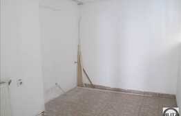 Spatiu comercial cu o suprafata de 74 mp situat in zona cu vizibilitate buna