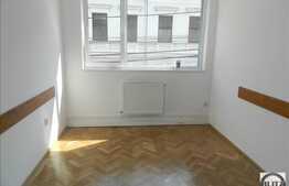 De inchiriat 180 mp utili, spatii birouri, finisat nou, in zona Tribunalului.