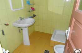 Inchiriere spatiu 180 mp utili, 6 incaperi, zona Facultatii de Stiinte Politice