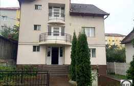 Inchiriere casa pentru birouri 410 mp, D+P+E+M, zona linistita! Complet mobilat!