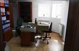 Casa eleganta pentru birouri, 390 mp utili, garaj!