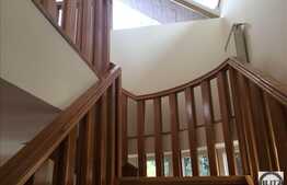 Casa cocheta pentru sediu firma,  328 mp utili, cu spatii de tip open space!